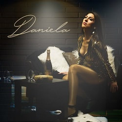 Daniela Vocalist Entertainer